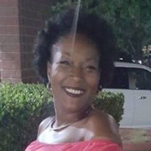 Meet your Posher, Lanie